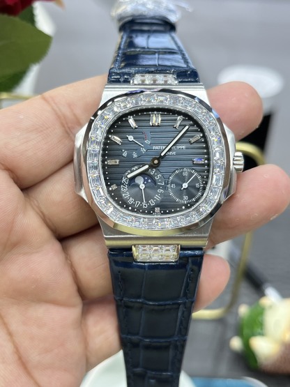 PATEK PHILIPPE NAUTILUS 40mm【Bespoke craftsmanship】