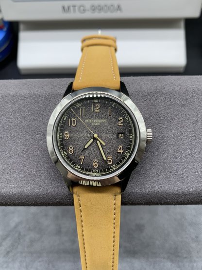 PATEK PHILIPPE CALATRAVA 40mm【5226G-001】