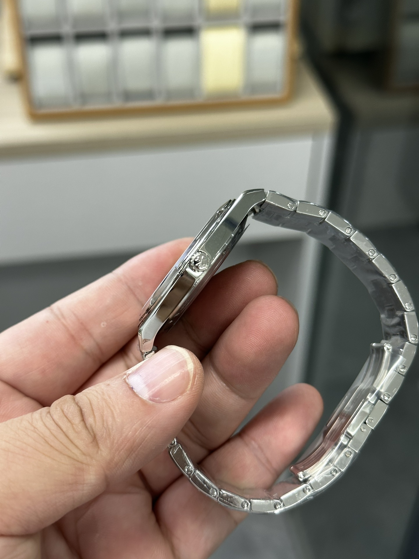 Vacheron Constantin  OVERSEAS 40mm【2000V/120G-B122】