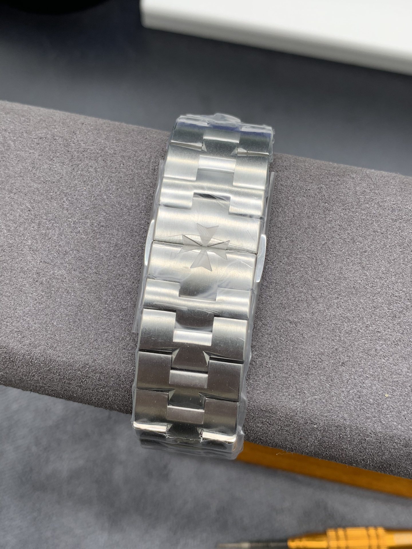 ]Vacheron Constantin  OVERSEAS 41mm【4500V/210A-B128】