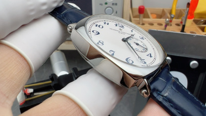 Vacheron Constantin  OVERSEAS 42mm【47040/000R-9666】