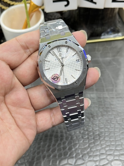 Audemars Piguet  ROYAL OAK 41mm 【15500ST.OO.1220ST.04】