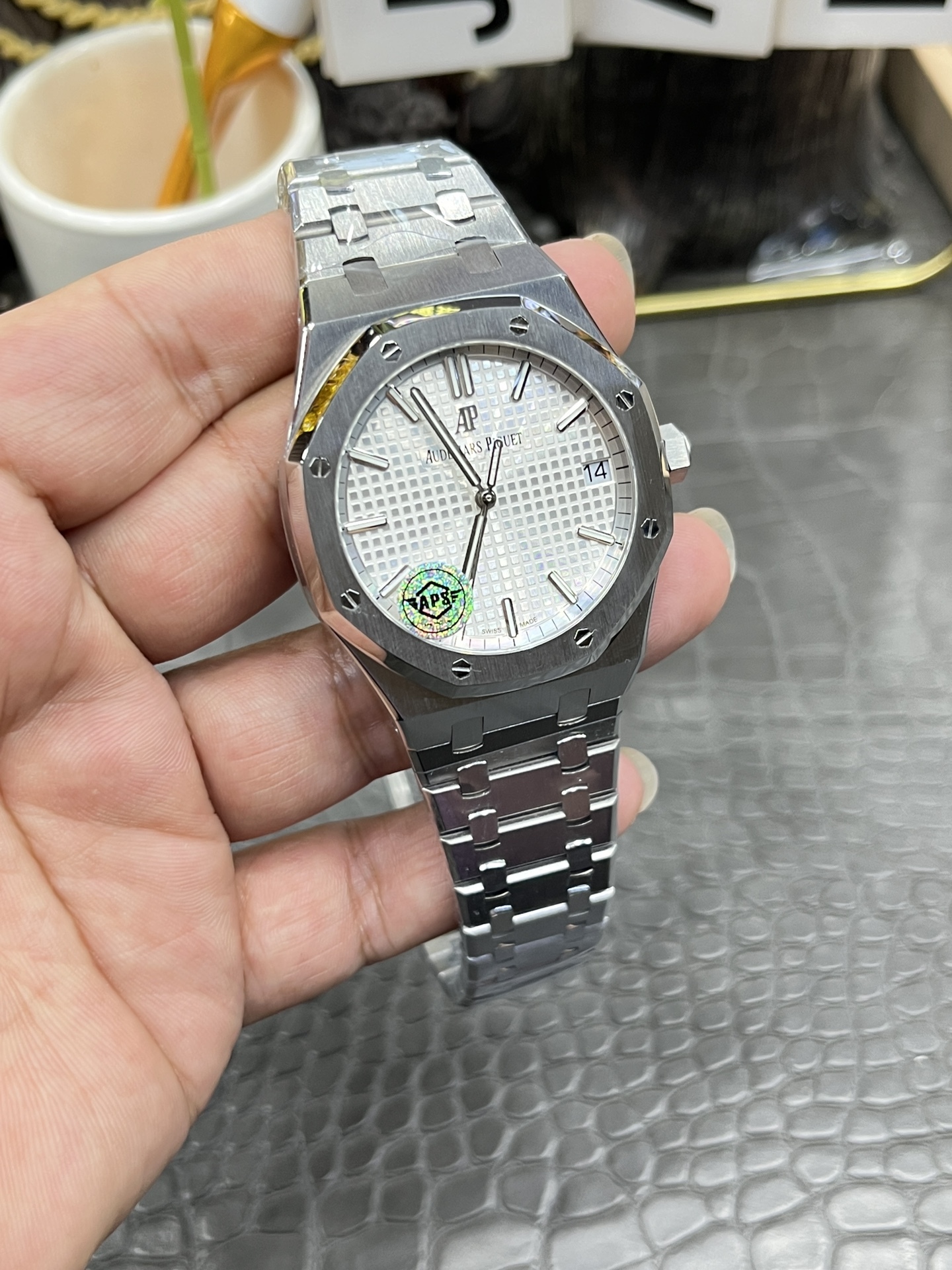 Audemars Piguet  ROYAL OAK 41mm 【15500ST.OO.1220ST.04】