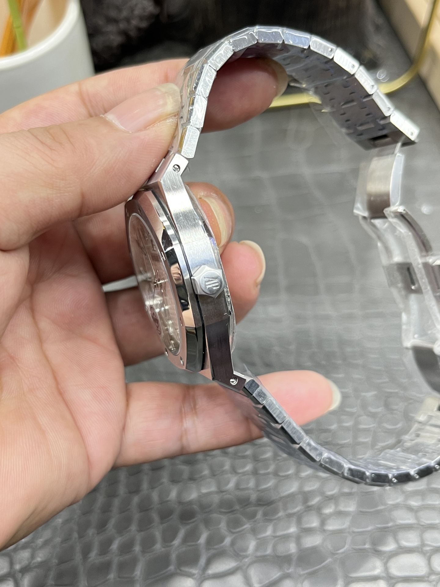 Audemars Piguet  ROYAL OAK 41mm 【15500ST.OO.1220ST.04】