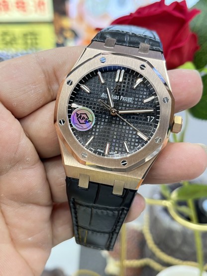 Audemars Piguet  ROYAL OAK 41mm 【15500OR.OO.D002CR.01】