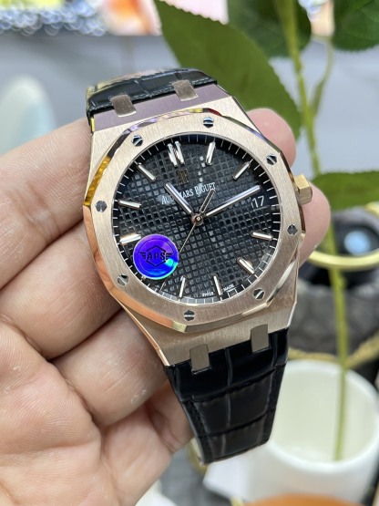 Audemars Piguet  ROYAL OAK 41mm 【15500OR.OO.D002CR.01】