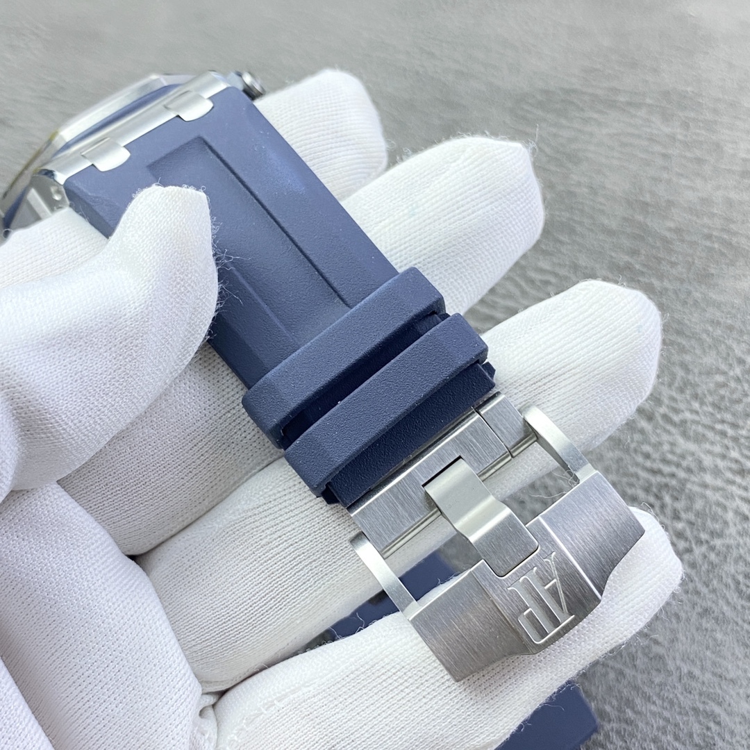 ROYAL OAK 42mm  15720