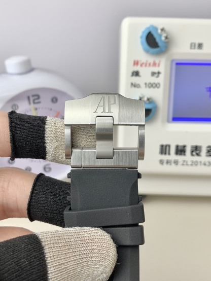 ROYAL OAK 42mm  15720