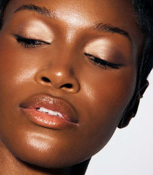 🎨💫 Multicolor Metallic Eyeshadow – Buildable, shimmering metallic eyeshadow