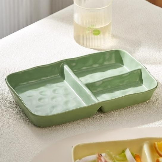 Hochwertiger Frühstücksteller mit Unterteilungen