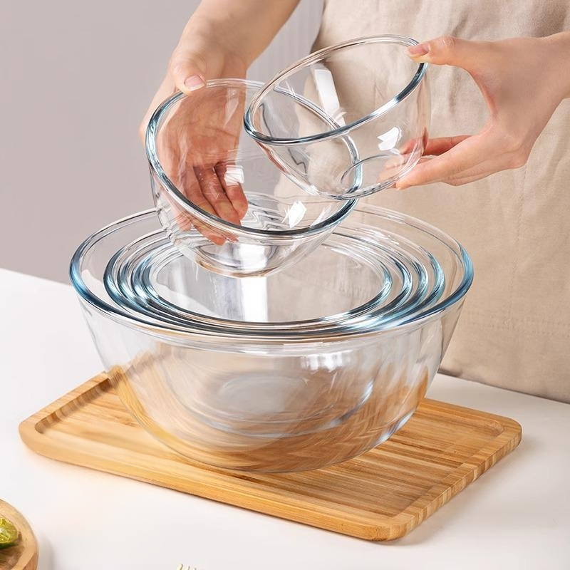 Transparente Glasschüssel für Mikrowelle