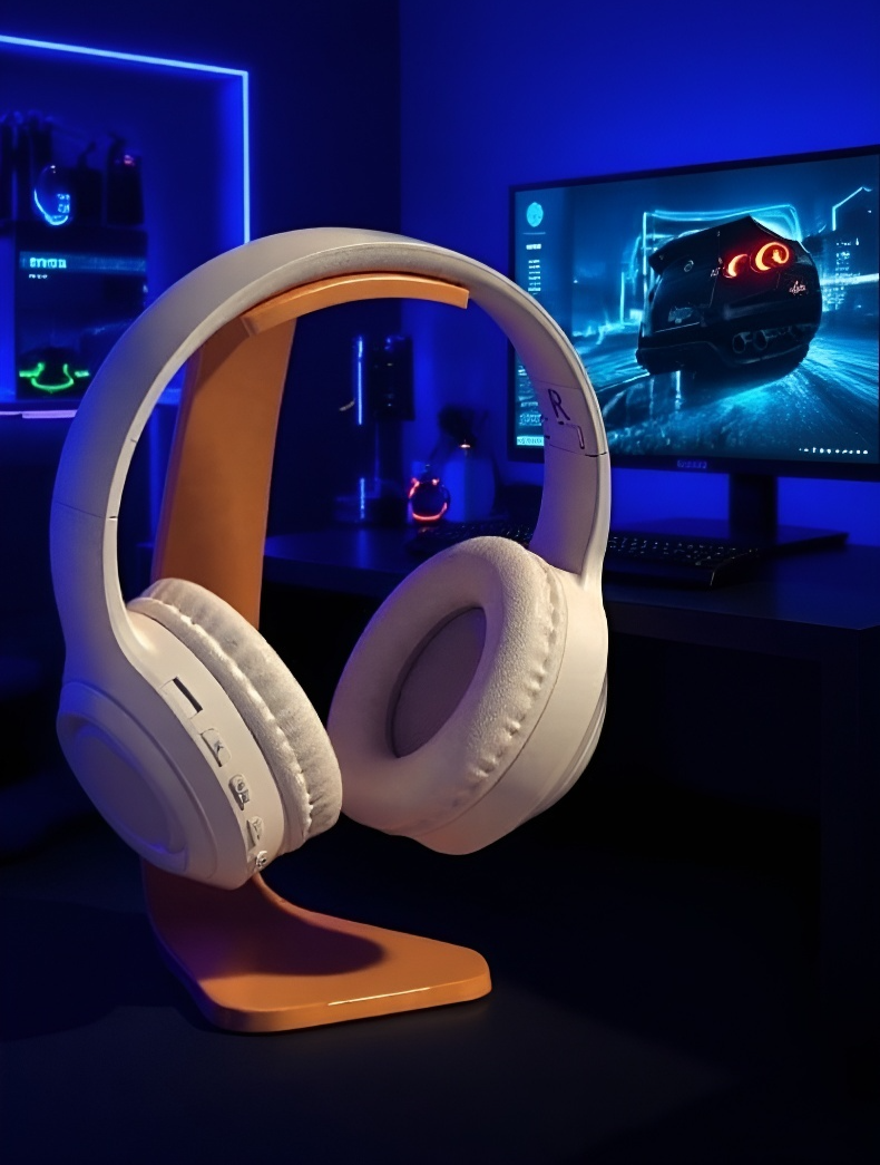 Immersive surround sound wireless headset