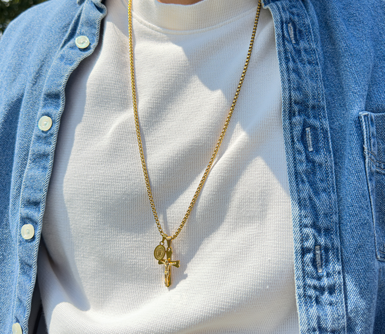 🌟 Jesus Christ & Saint Mary комплект –За тези, които искат да носят вярата в сърцето си, това е перфектният аксесоар. ✝️