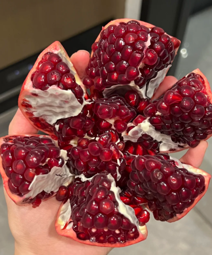 🍎 Нар – 5000-годишен плод, пълен с рубини