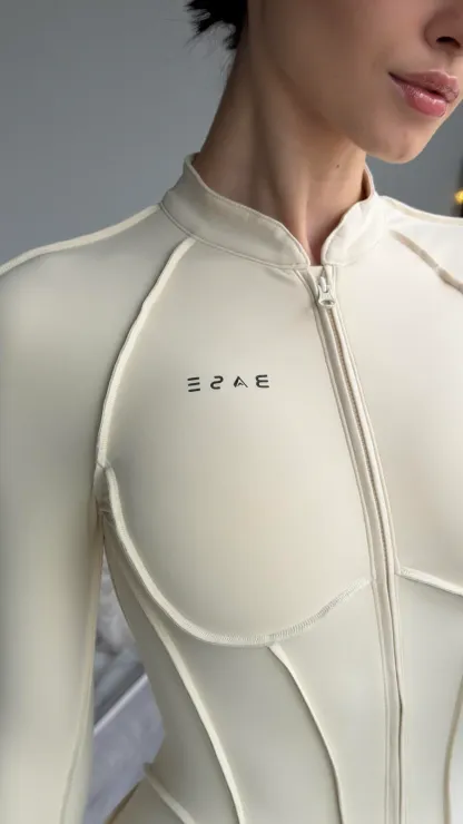 Дълъг затворен гащеризон с пеперуда, шоколад