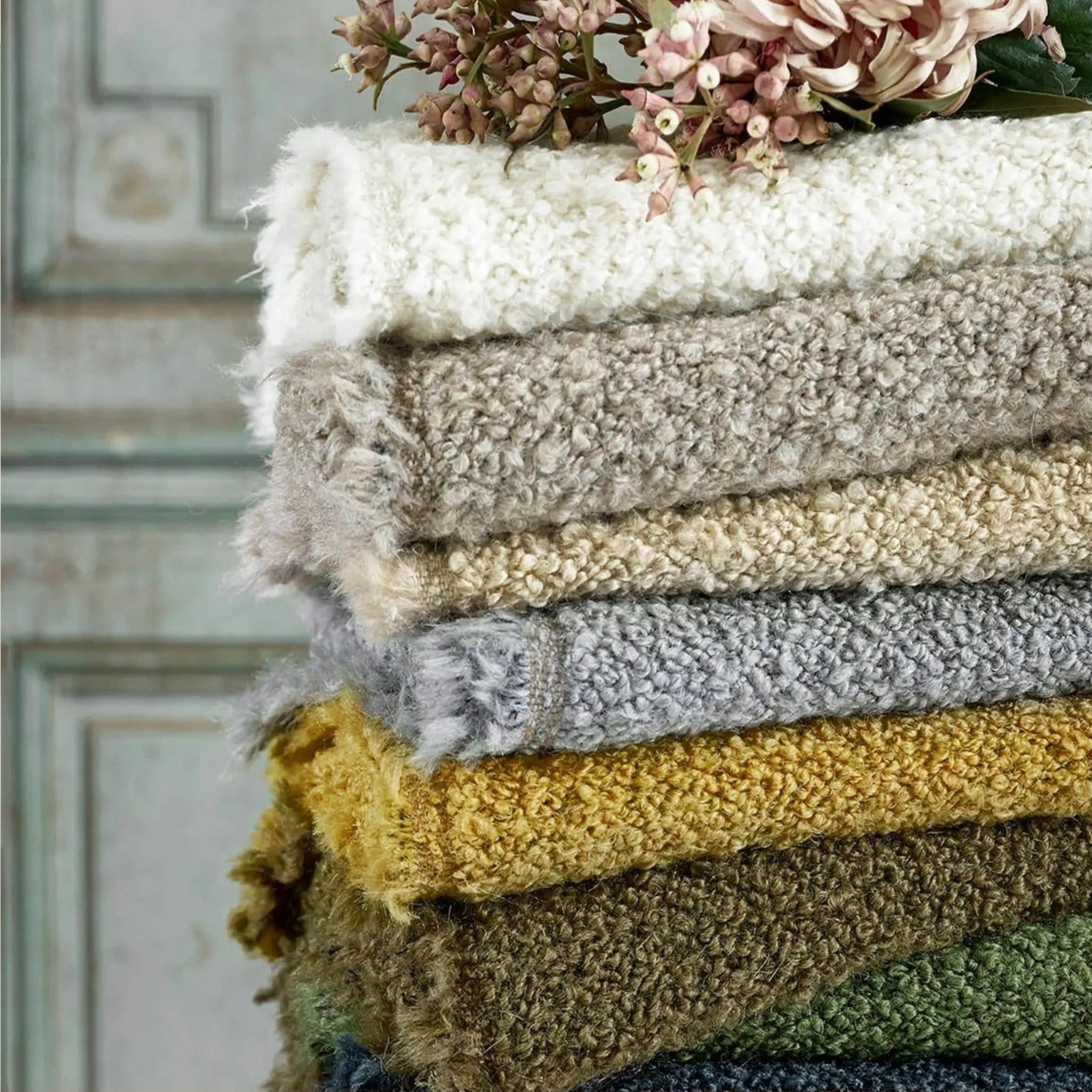 Ултра мек полар с качулка за носене на малки домашни любимци