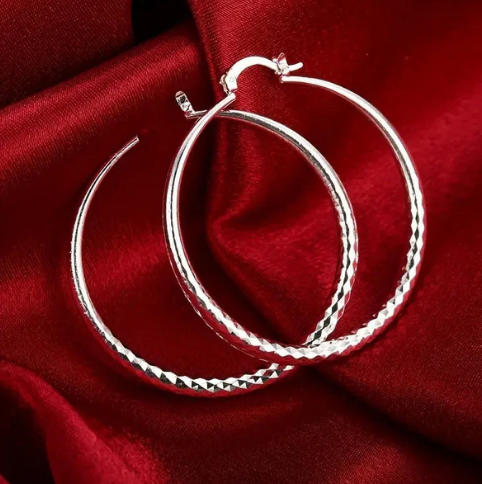 ✨👉Обеци с диамантено рязане за жени💎