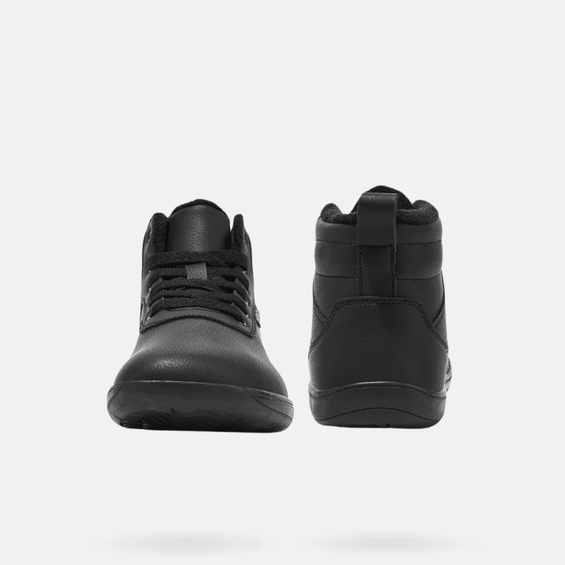 Смърч - Зимни обувки, подходящи за носене на бос крак