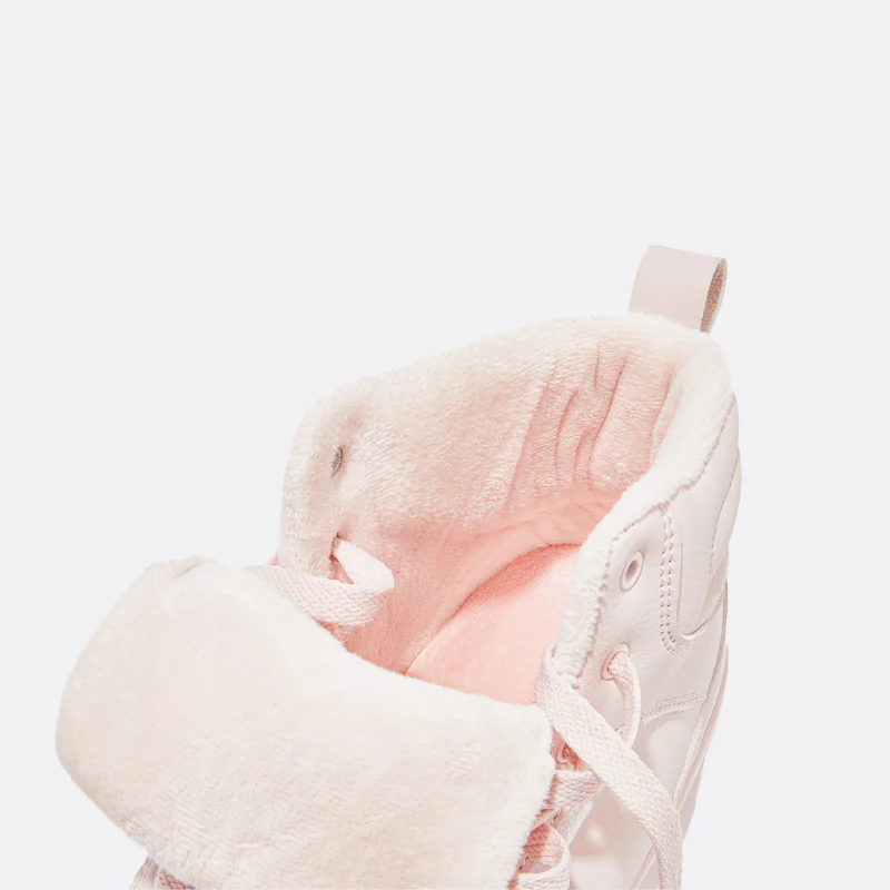 Смърч - Зимни обувки, подходящи за носене на бос крак