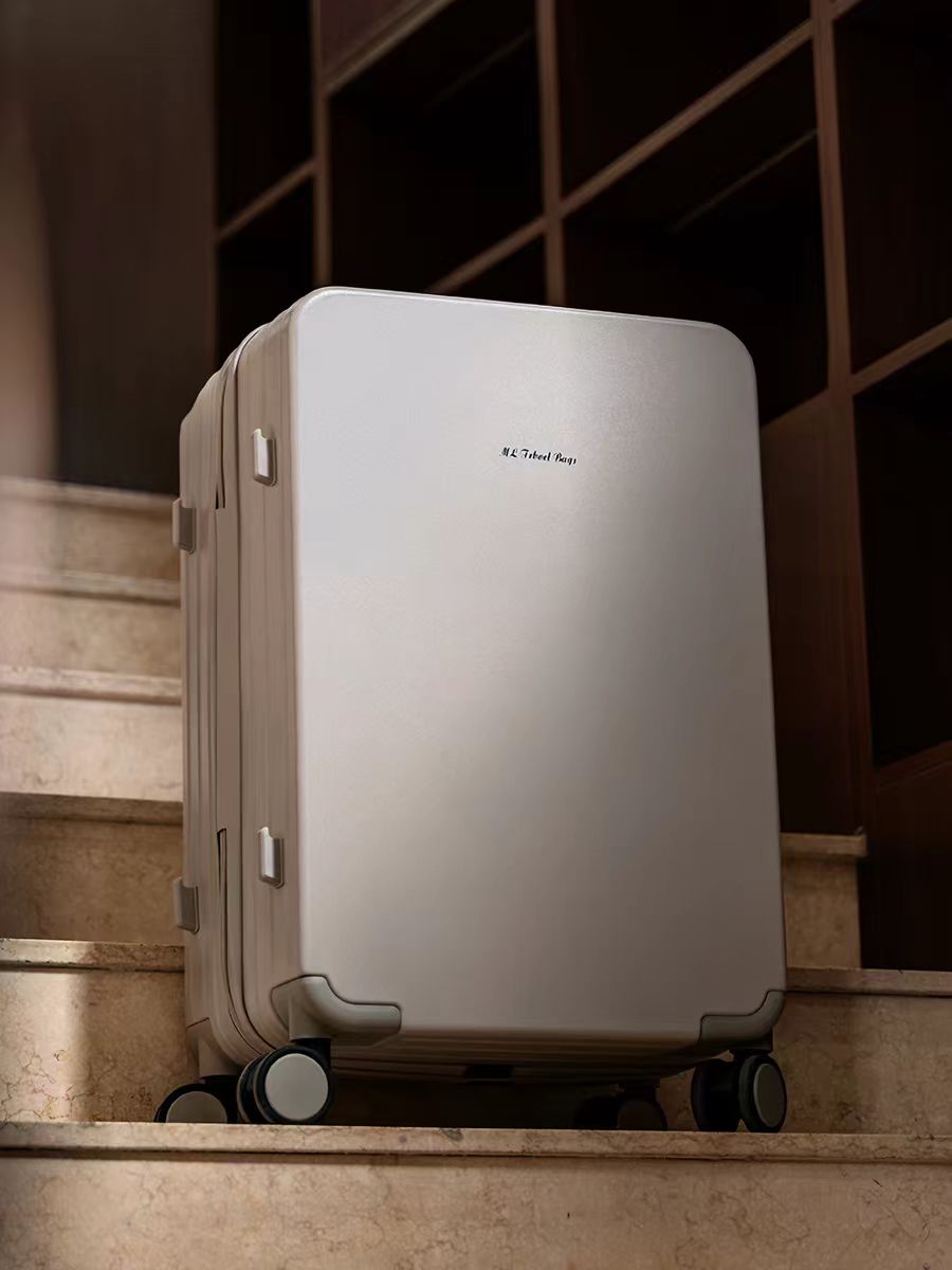 2026 New Style Wide Handle Luggage 24-inch 28-inch Front Opening Large Capacity Durable Carry-on Travel Bag 20-inch