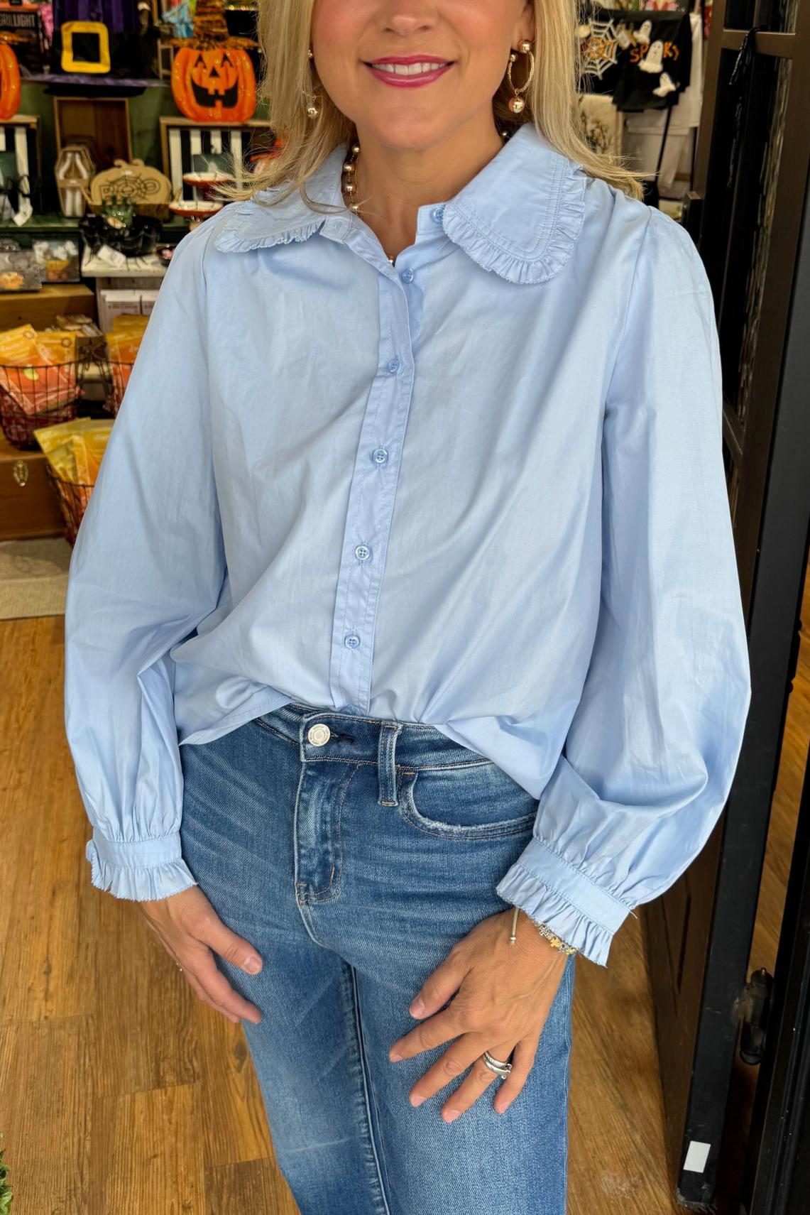 Loose-fitting long-sleeved shirt