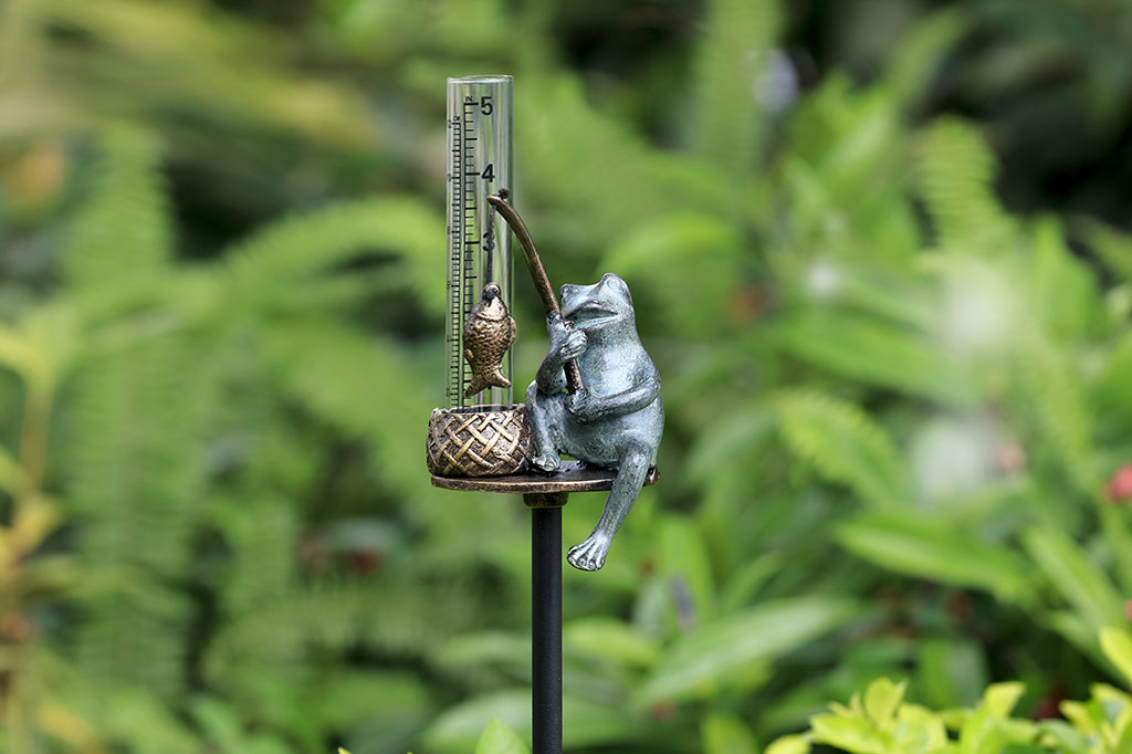 Frog Fishing Rain Gauge Outdoor Garden Decoration