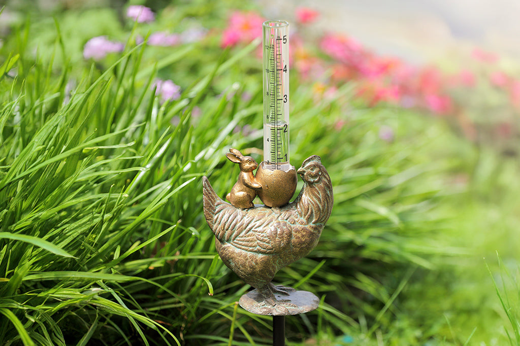 Hen and Rabbit Rain Gauge Outdoor Garden Decoration
