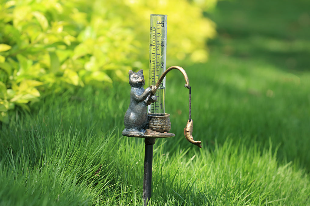 Cat Fishing Rain Gauge Outdoor Garden Decoration