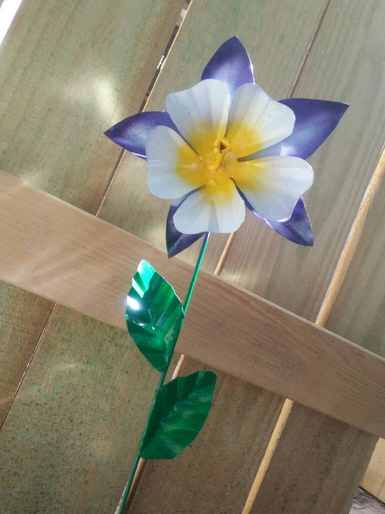 Handmade Metal Columbine Flower Garden Stake Painted Yard Art