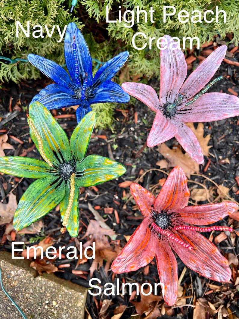 Glass Lily Garden Stake Fused Glass Flower Outdoor Plant Yard Art