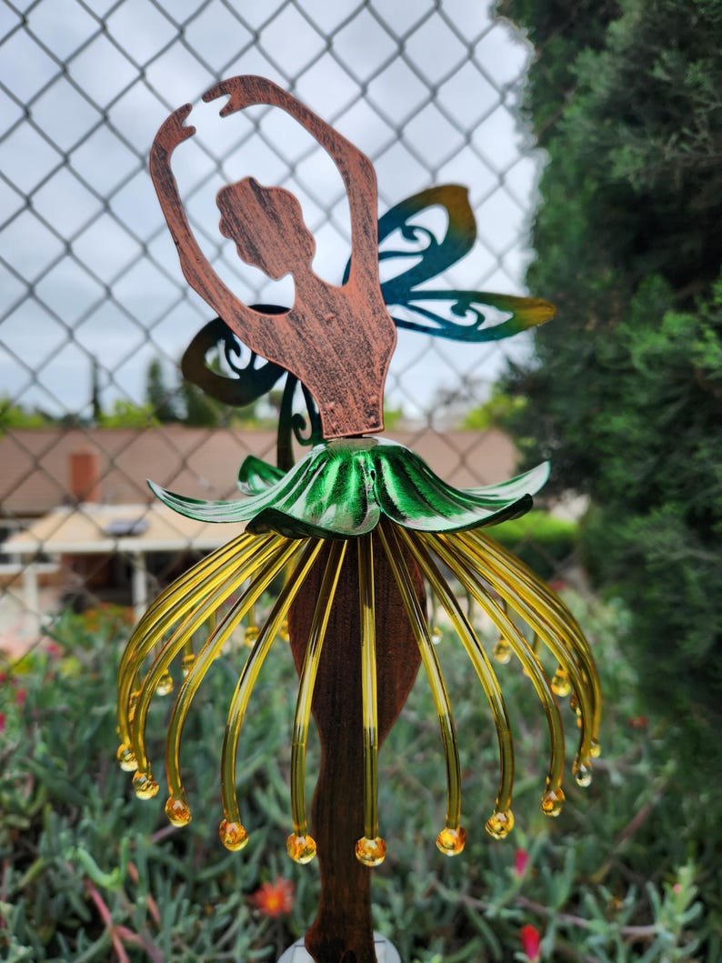 Ballet Fairy Garden Stake Home Decor, Silhouette Metal Art for Outdoor, Garden Gift Yard Decoration, CHOOSE Color