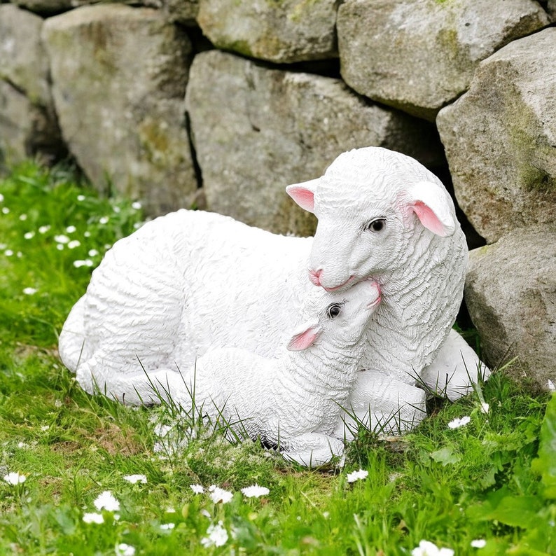 Sheep Mother and Baby, Lamb decoration
