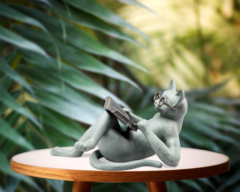 Cat Reading Book Garden Statue Resin Yard Decoration