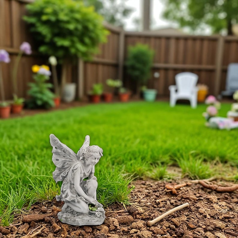 Resin Flower Fairy Garden Statue Kneeling Angel Outdoor Decor