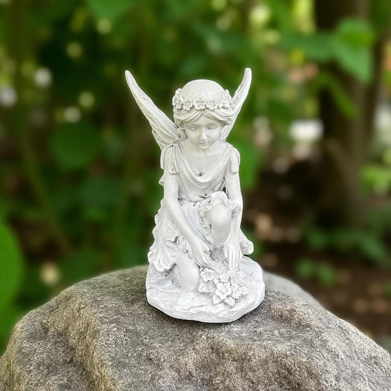Resin Flower Fairy Garden Statue Kneeling Angel Outdoor Decor