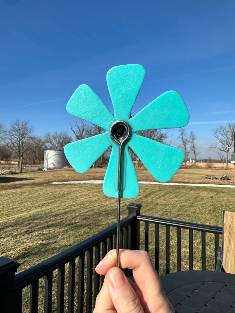 Fused Glass Retro Daisy Style Flower Indoor Plant Stake
