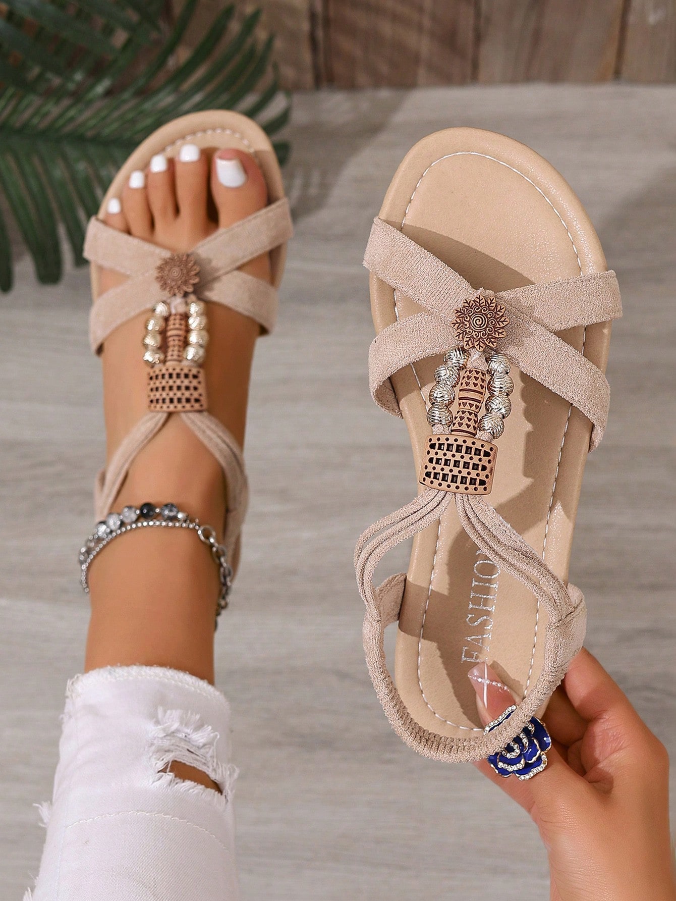 Women's Vacation Summer Flat Beaded Strap Sandals