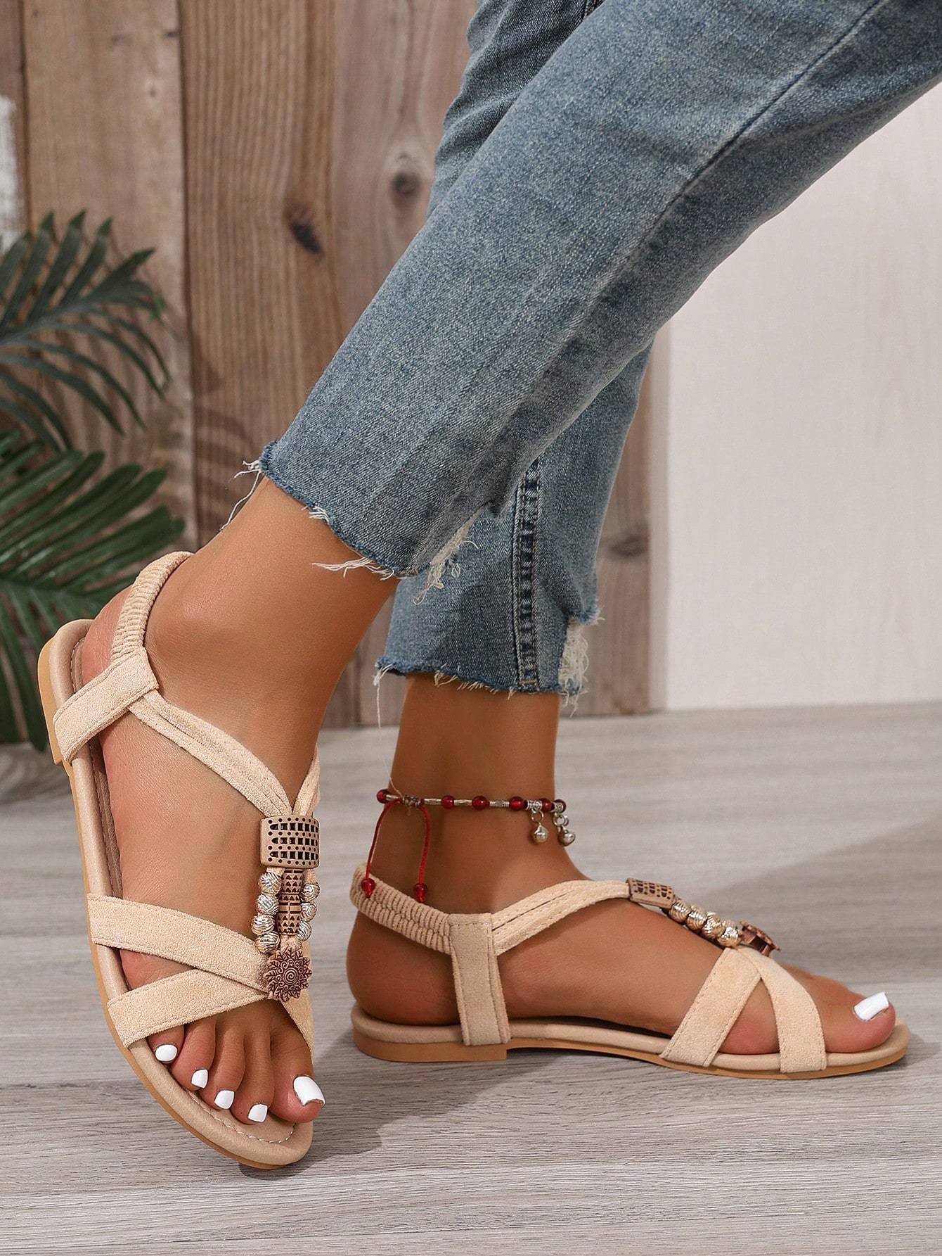 Women's Vacation Summer Flat Beaded Strap Sandals