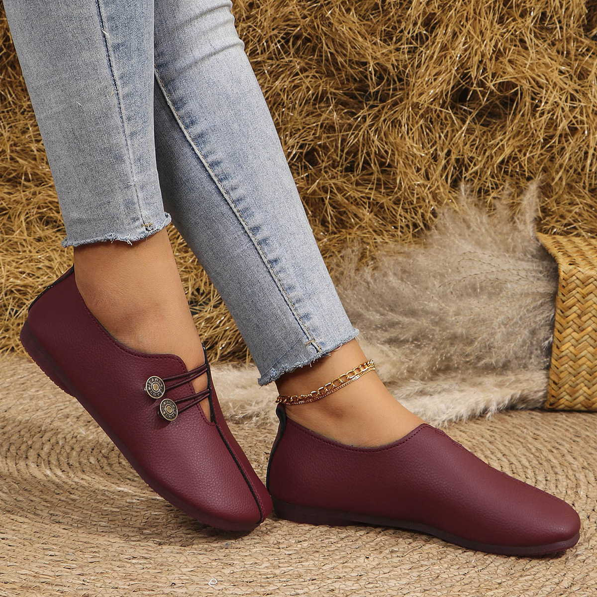 💝Summer Sale ⭐ Women's Elegant soft sole round toe buckle decoration Flat Shoes