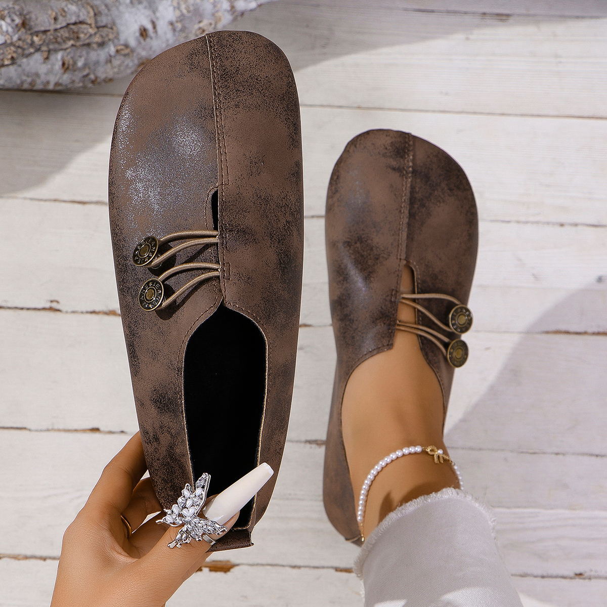 💝Summer Sale ⭐ Women's Elegant soft sole round toe buckle decoration Flat Shoes