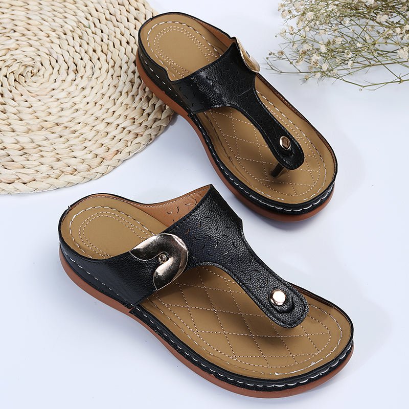 🔥 Last Day: 70% Off 🔥 Women's Metal Decor Feature Pattern Wedge Flip-Flops