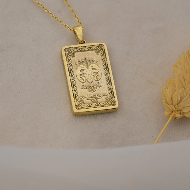 Collana doppia faccia dei tarocchi dello zodiaco dell'imperatore Ariete - Gioielli dello zodiaco - Ciondolo dello zodiaco - Regalo di compleanno - Regalo per la persona amata (Unisex)
