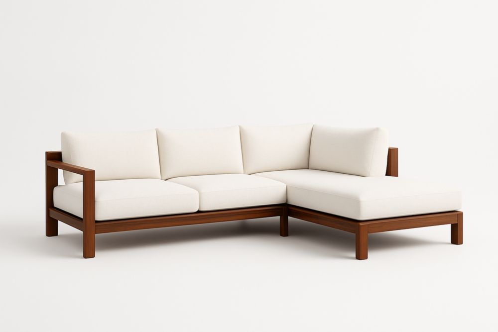 Divano angolare in legno con cuscini in tessuto crema