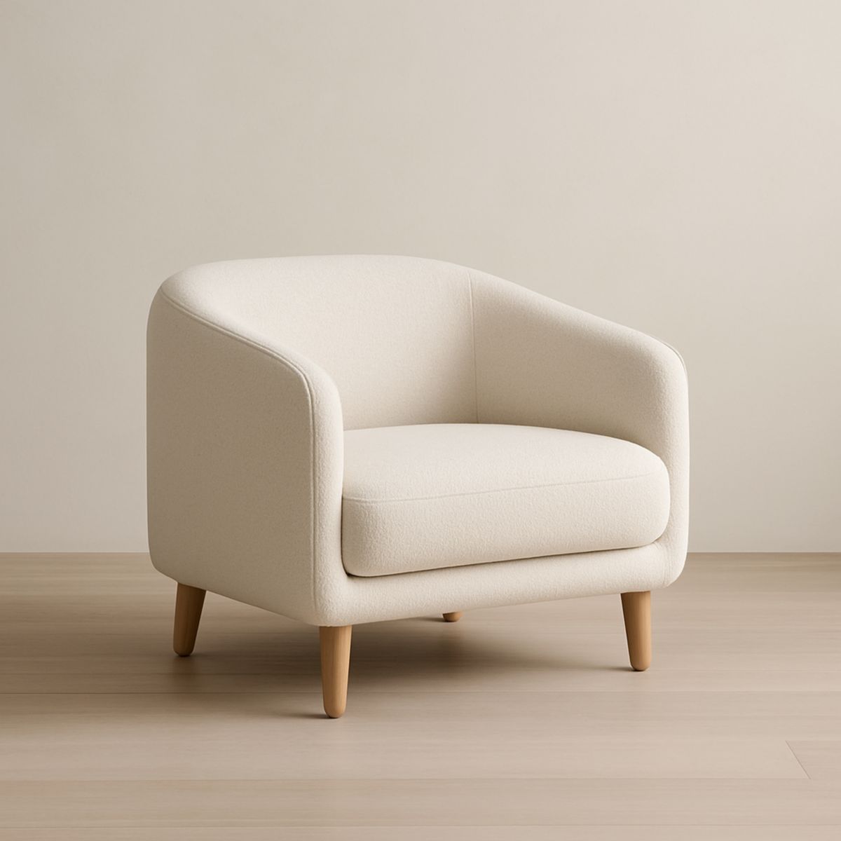 Fauteuil en tissu polyester beige avec pieds en bois