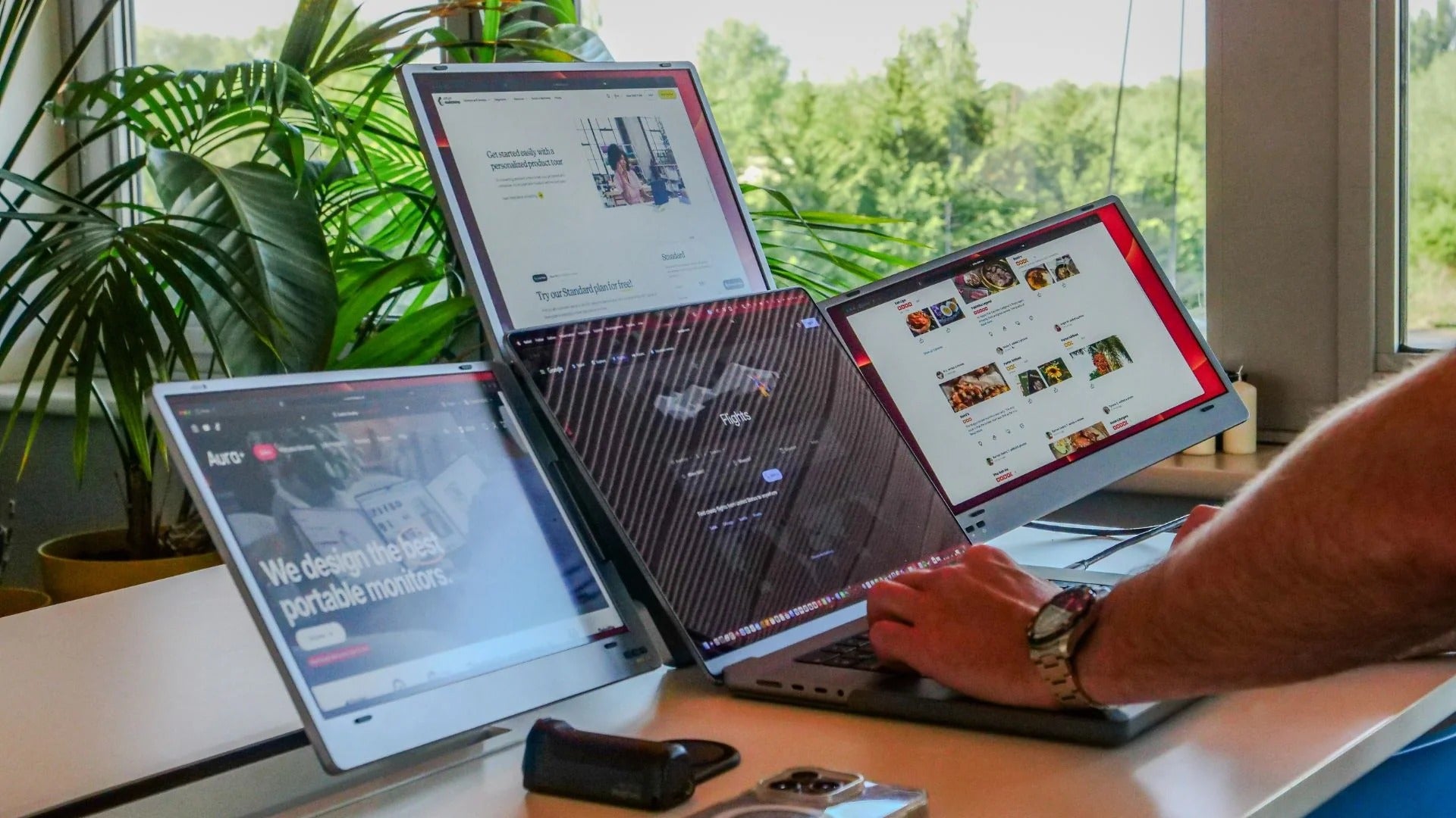 imgi_71_Header_laptop_1920_x_750_1920_x_1080_px