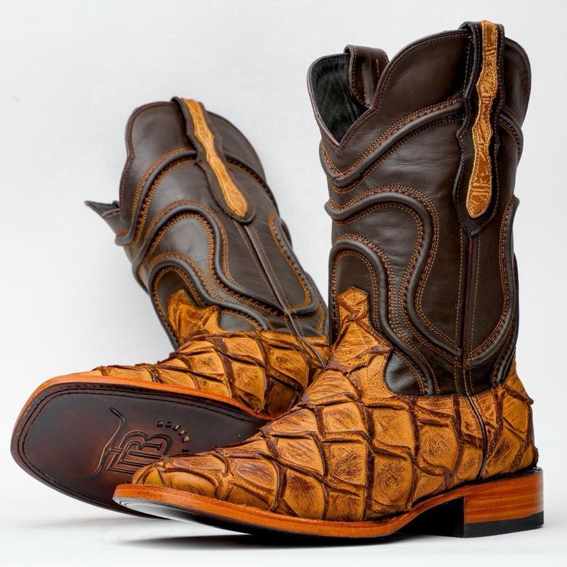 Botas de piel de pirarucú color miel rústica mate - Punta cuadrada