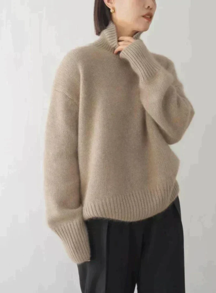 Soft Turtleneck Sweater-wowopig