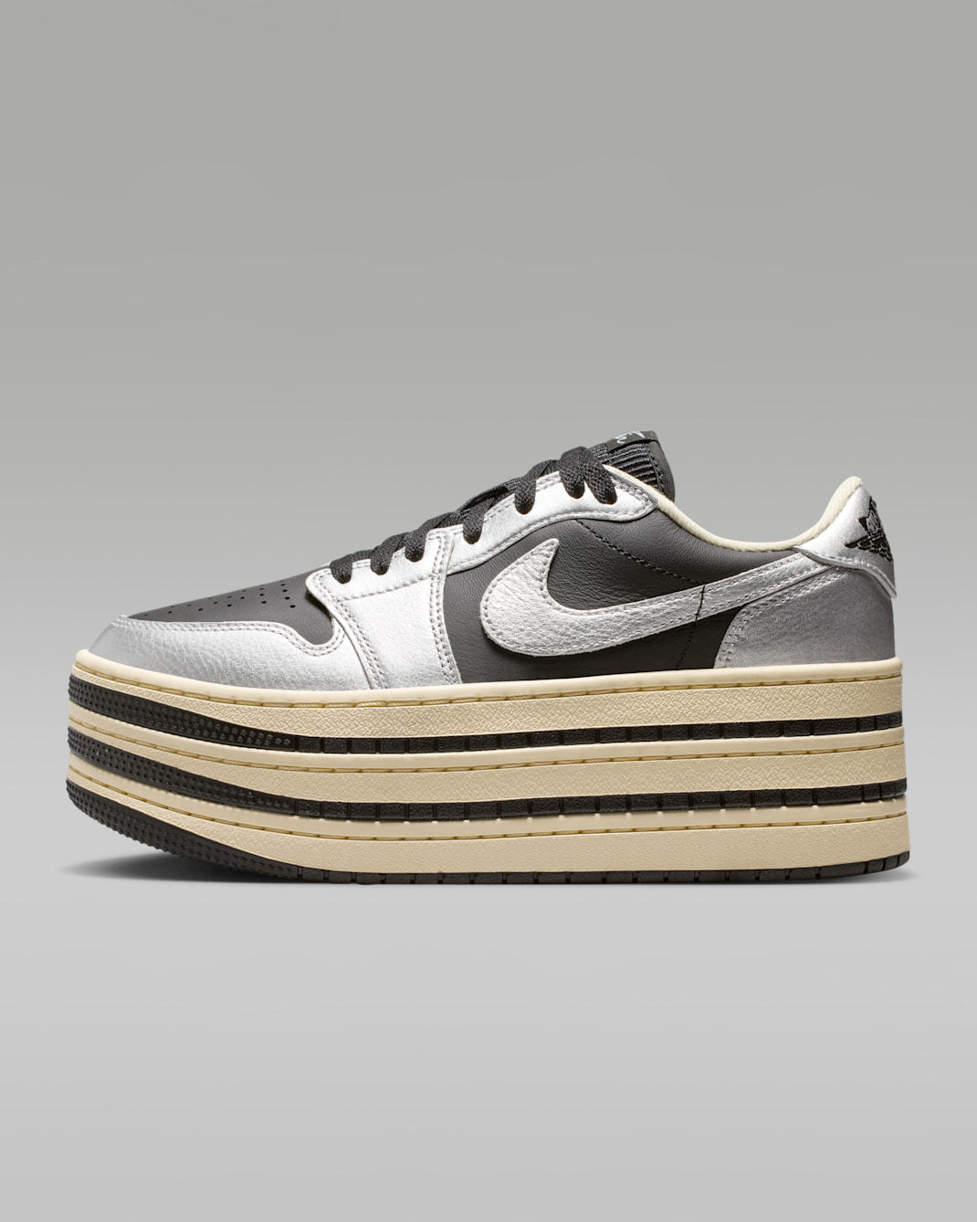 エア ジョーダン 1 トリプル スタック