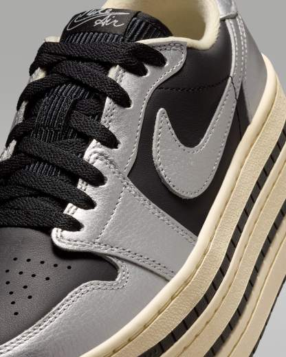 エア ジョーダン 1 トリプル スタック