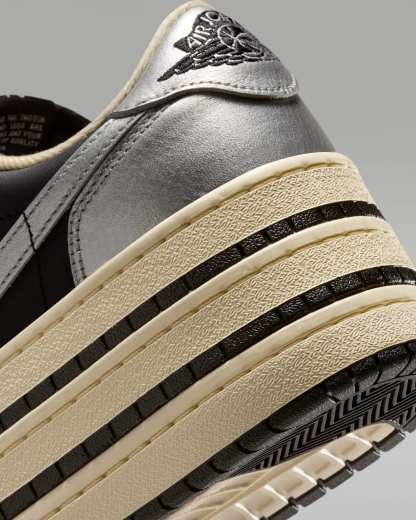 エア ジョーダン 1 トリプル スタック